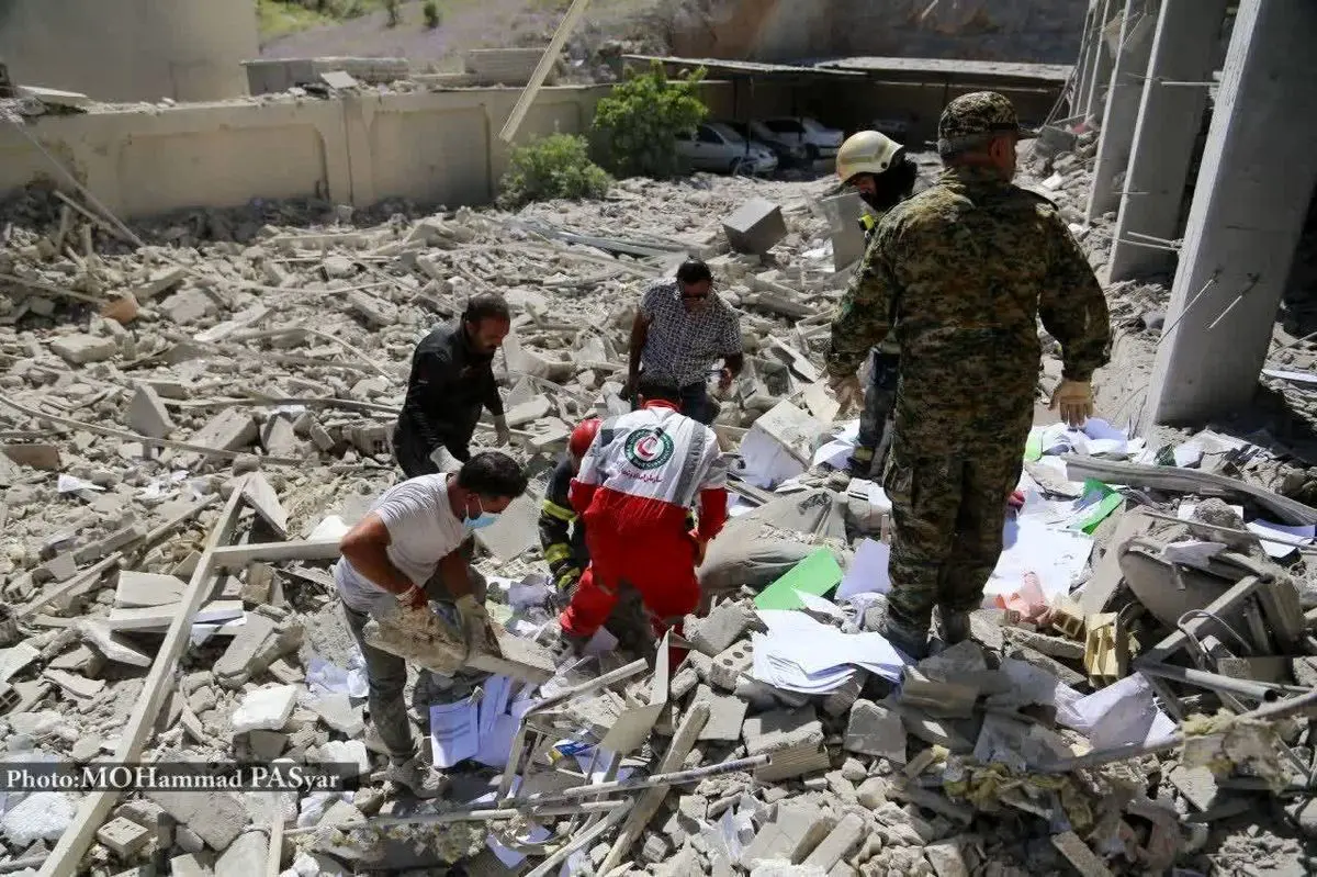 شهادت ۸ نفر در حمله دشمن آمریکایی- صهیونیستی به دادگستری  لارستان