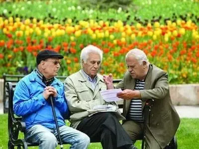 افزایش‌های حقوق و مزایا به دلیل نرخ بالای تورم محسوس نیست / بخشی از مشکلات اقتصادی ناشی از شرایط کشور و تحولات منطقه‌ای است