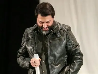 امیرحسین نوشالی برای تقدیر از فرشتگان سلامت می‌خواند