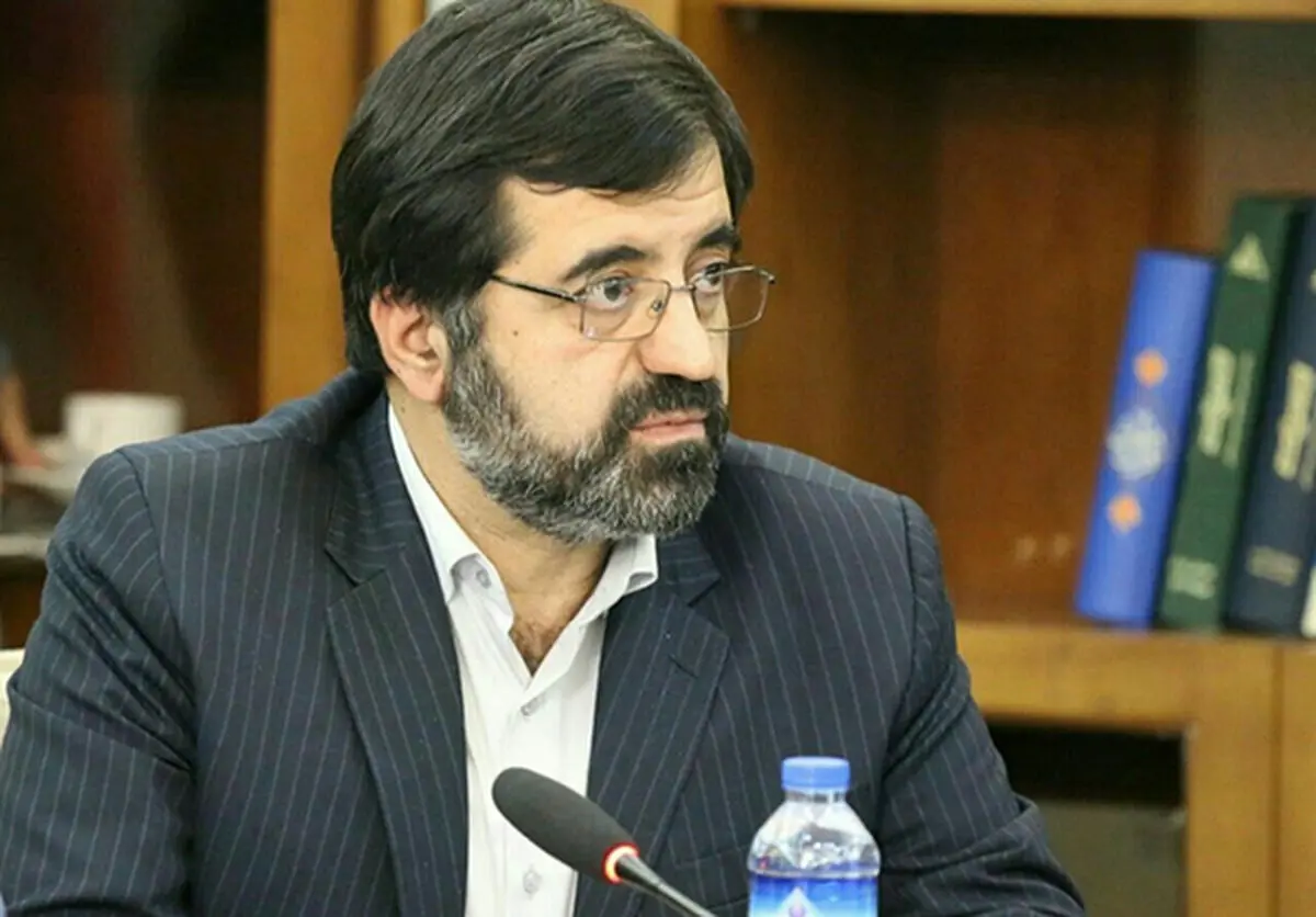 مسئولان با رفتارهای خود مردم را نسبت به نظام بدبین نکنند