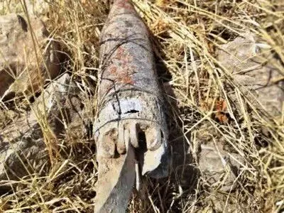 کشف گلوله توپ جنگی در سرپل‌ذهاب