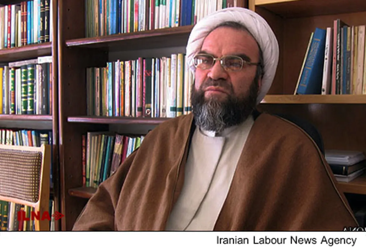 سکوت تندروها در مقابل خاوری‌ها و بابک زنجانی‌ها محل تأمل است