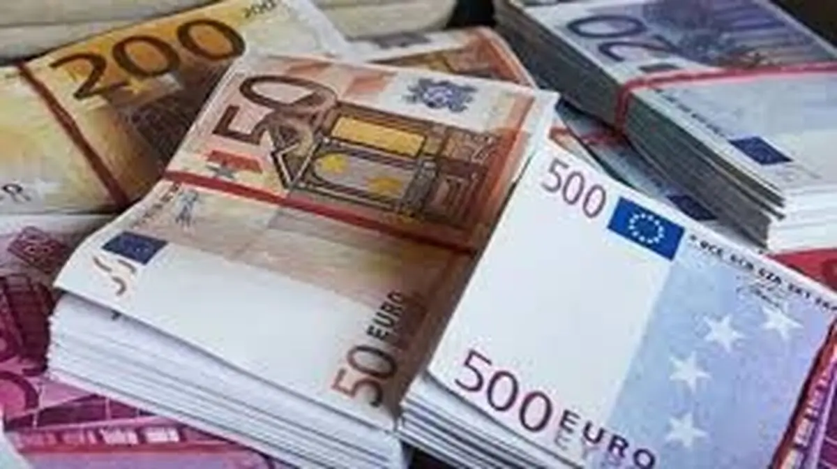 ثبات ارزش یورو پس از سقوط به پایین‌ترین سطح در مقابل دلار