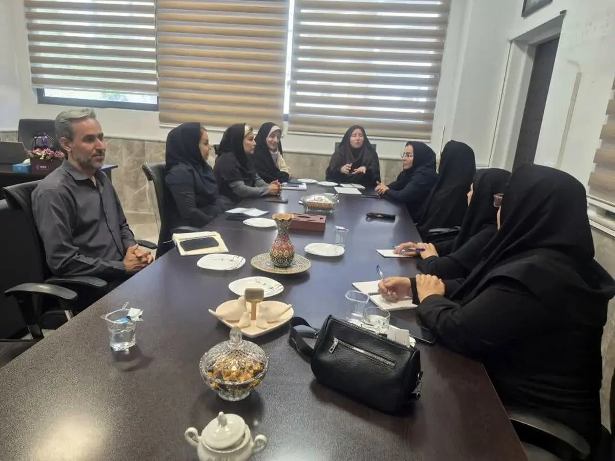 نقش‌آفرینی زنان روستایی در توسعه اقتصادی فارس/ مطالبه ایجاد مرکز تجمیعی محصولات زنان