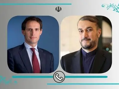 Iran, Dutch FMs favor broadening bilateral ties