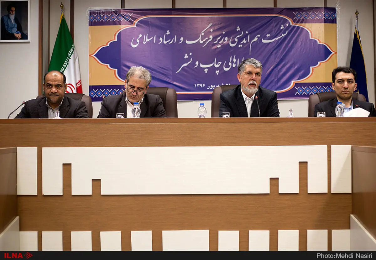  نگاه به برنامه‌ها با تغییر صندلی عوض نمی‌شود/دولت هرچه بار خود را کوچک‌تر کند موفق‌تر می‌شود