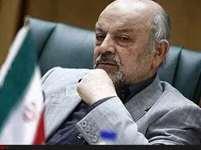 زیرساخت‌ها اصلاح نشود، تجمیع بیمه‌ها گره‌گشا نیست/تولیت وزارت بهداشت بر بیمه‌ها، تمامیت‌خواهی‌ست