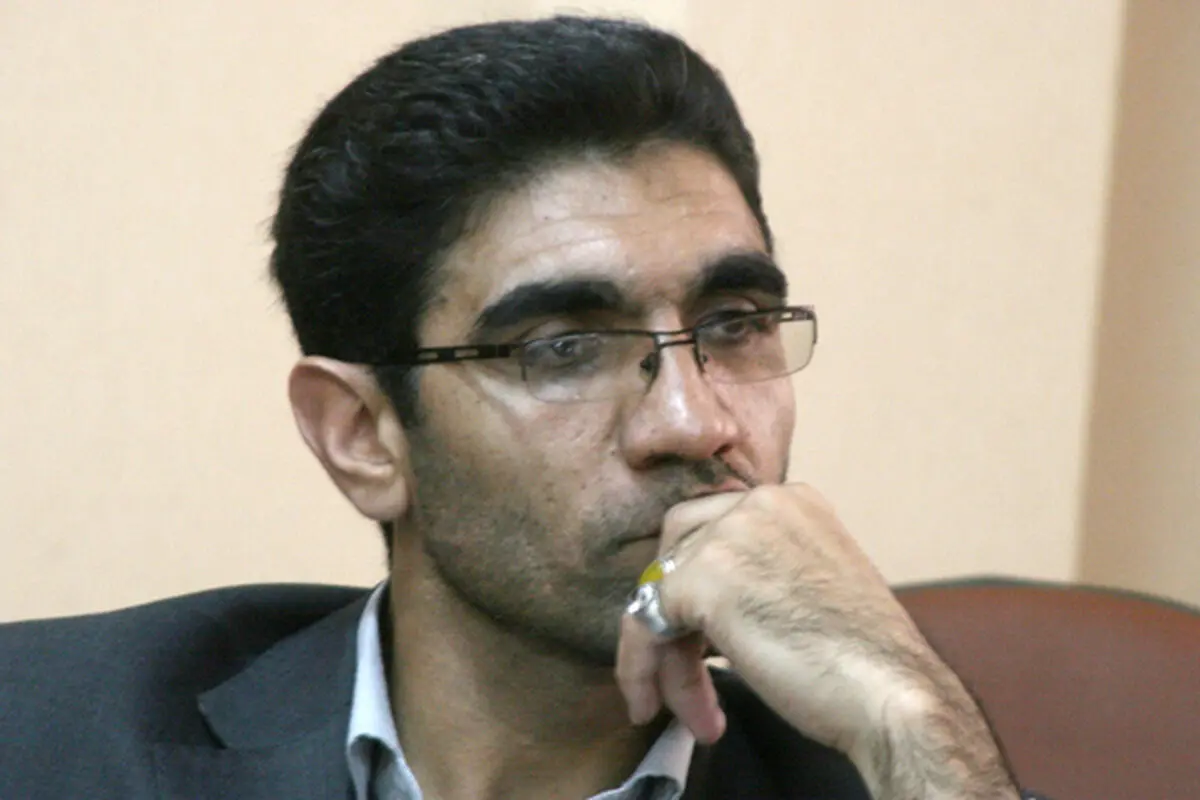 نباید فساد را فقط در رشوه گرفتن و رانت محدود کنیم