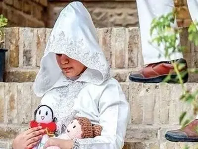 رواج کودک همسری در فارس/ آرزوهایی که در دالان های تاریک سُنت ها گم شدند