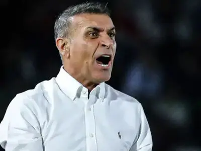 فوری: استعفای عبدالله ویسی از ذوب‌آهن پس از شکست مقابل پرسپولیس