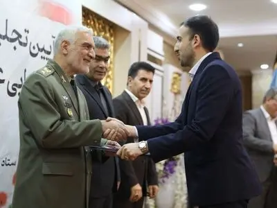 مراسم تجلیل از کارکنان ممتاز ارزیابی عملکرد سال ۱۴۰۲ ستاد آجا برگزار شد