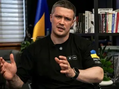 زلنسکی دست به خانه‌تکانی زد؛ وزیر دفاع اوکراین برکنار می‌شود