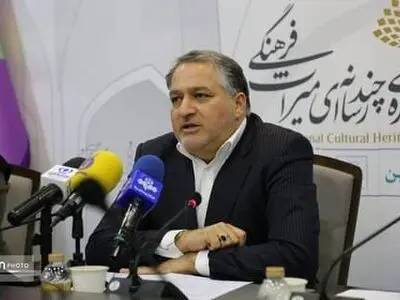 «جشنواره چند رسانه‌ای میراث‌فرهنگی» پلی بین هنرمندان صنایع‌دستی و میراث‌فرهنگی است/ نمایش هنرهای سنتی ۱۶ شهر و روستای جهانی در شیراز