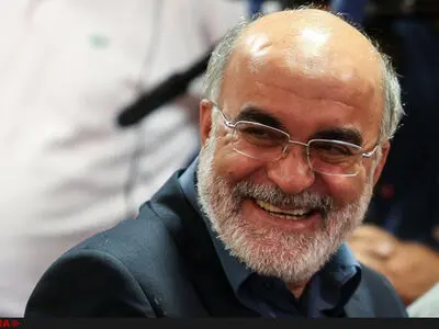  چرا افتخار کشف فیش‌های حقوقی را به نام خود می‌زنید؟
