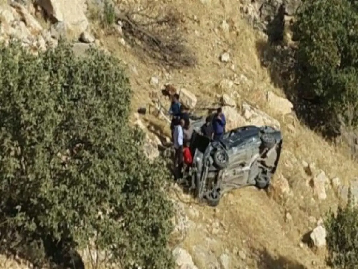  مرگ ۲ جنگلبان گیلانی بر اثر سقوط خودرو به دره در آستارا