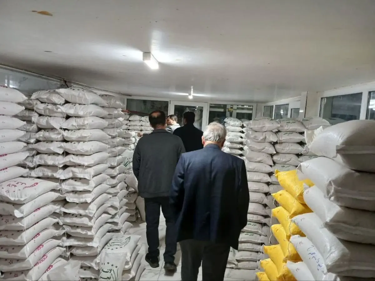 ۲۵ تن شکر قاچاق در تبریز کشف شد