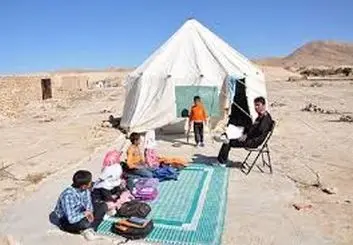 آموزگار عشایری، پرچمدار علم در مناطق دورافتاده است