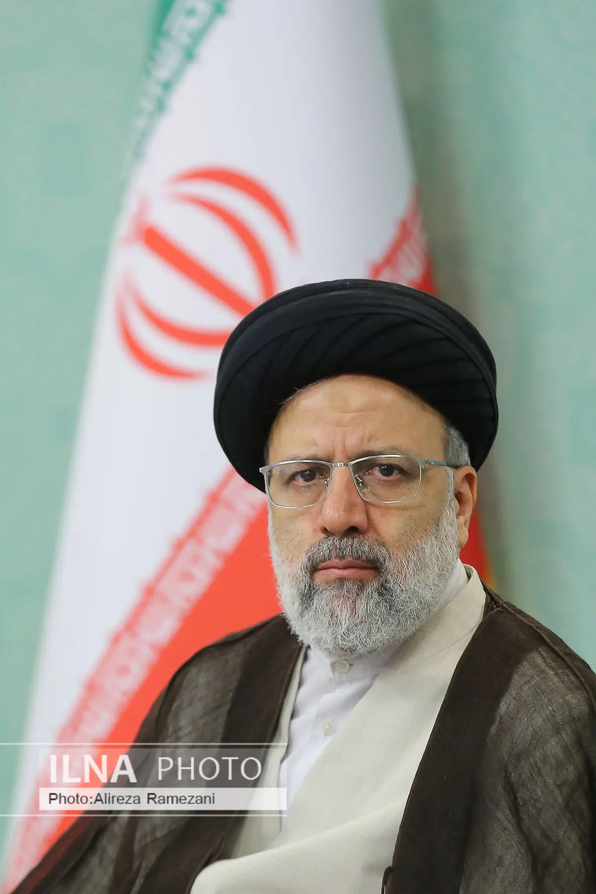 مسئولان و آحاد مردم خود را موظف بدانند براساس قانون عمل کنند/ اجرای عدالت از محوری‌ترین مسائل جامعه است
