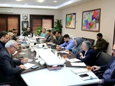 باید چالش‌های پیش روی سرمایه گذاران برای ساخت نیروگاه‌های خورشیدی درگلستان برداشته شود