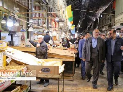 استاندار قزوین از مراکز عرضه میوه و بازار قزوین بازدید کرد