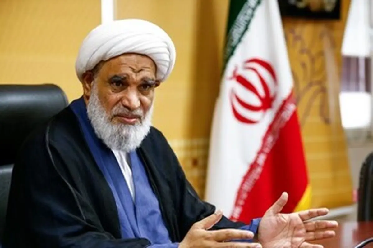 دیپلماسی در کنار میدان و با پشتوانه اتحاد ملی، پیروزیهای درخشانی خواهد داشت