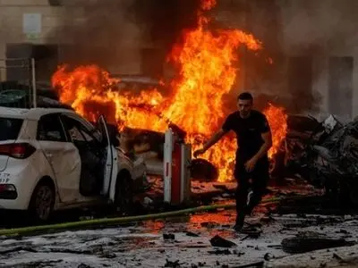 عملیات بزرگ «طوفان الاقصی» توسط حماس/ نیروهای مقاومت فلسطین کنترل یک مرکز پلیس اسرائیل را به دست گرفتند