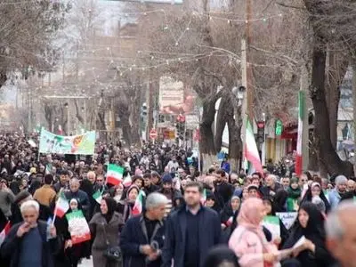 حضور حماسی مردم در راهپیمایی ۲۲ بهمن؛ تجدید میثاق با آرمان‌های انقلاب اسلامی