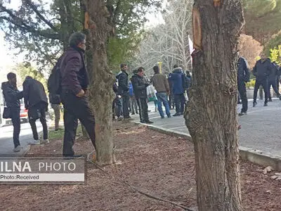 کارگران معدن «طزره» برای ادامه اعتراض به شاهرود رفتند 
