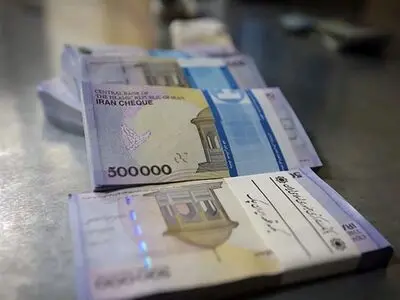 ۲۵ ابربدهکار بانکی کدامند؟ + اینفوگرافیک