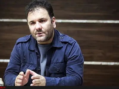 برخی در تهران نشسته‌اند و فقط به خودشان فکر می‌کنند/از خانواده بزرگ و متحد خبری نیست