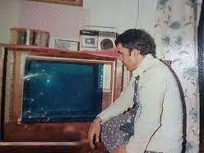 اولین تصویر از لحظه ای که تلویزیون رنگی شد+فیلم