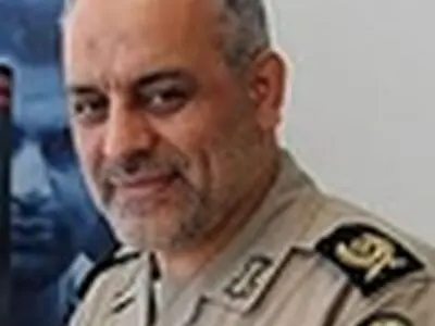 باکشورهای دوست و هم پیمان در حوزه نظامی و دفاعی تبادل استاد و دانشجو خواهیم داشت