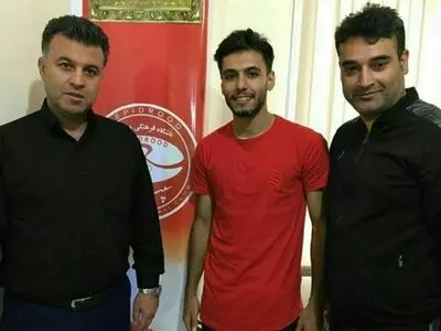مهاجم ذوب آهن به سپیدرود پیوست