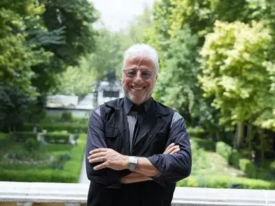 سینما بر اساس عشق بوجود آمده است