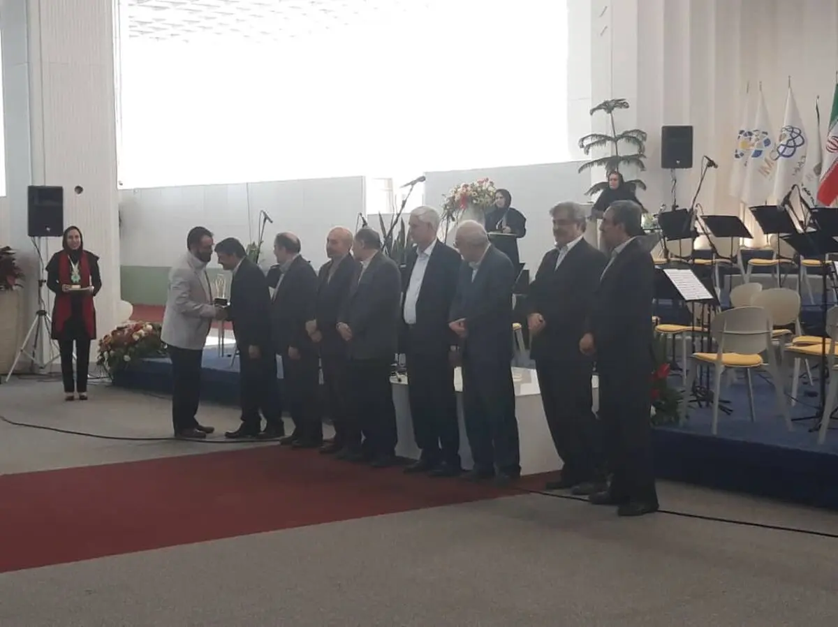 برگزاری اختتامیه جشنواره رویش دانشگاه علمی کاربردی در بازار بزرگ ایران