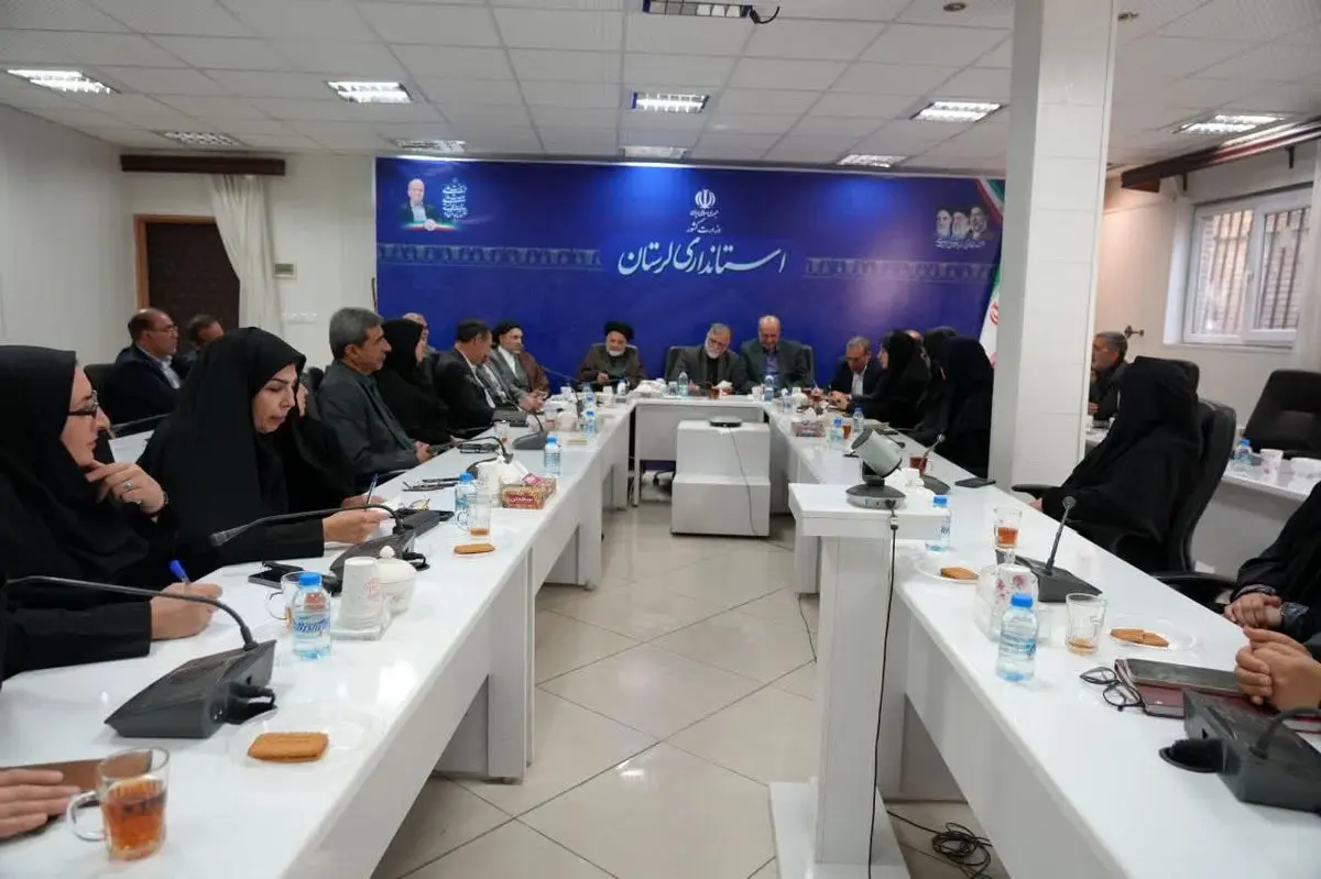 نقش مؤثر مجمع مشورتی استان در فرآیند تصمیم‌سازی/ تلاش برای خنثی‌سازی تئوری یأس و بی‌ انگیزگی دشمن 