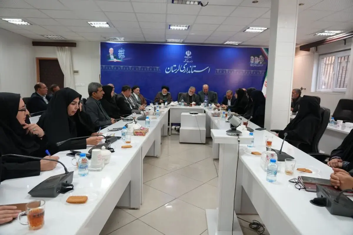 نقش مؤثر مجمع مشورتی استان در فرآیند تصمیم‌سازی/ تلاش برای خنثی‌سازی تئوری یأس و بی‌ انگیزگی دشمن 