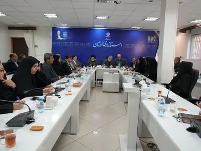 نقش مؤثر مجمع مشورتی استان در فرآیند تصمیم‌سازی/ تلاش برای خنثی‌سازی تئوری یأس و بی‌ انگیزگی دشمن 