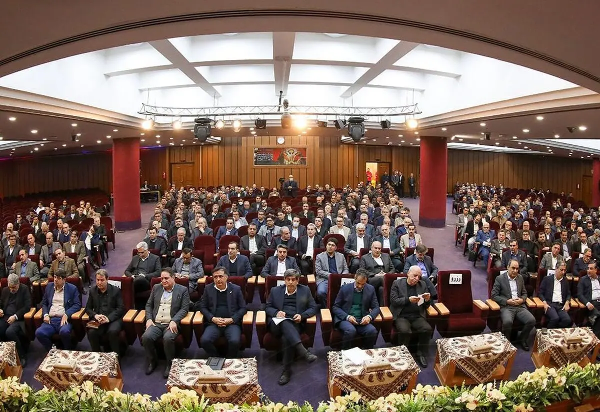 اولین نشست راهبردی مدیران عامل و اعضای هیئت‌مدیره شرکت‌های گروه فولاد مبارکه آغاز شد