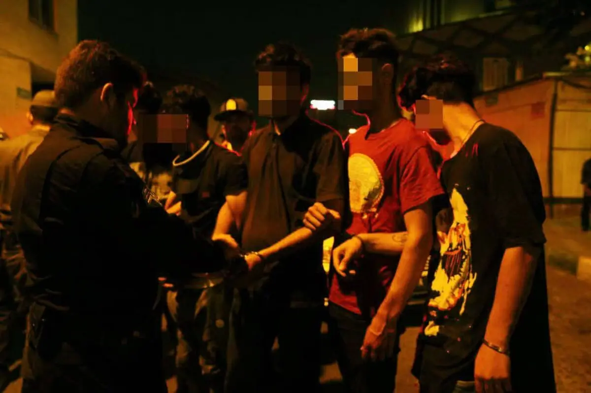 دستگیری ۲۵ نفر از اراذل و خرده فروشان مواد مخدر در پارک دانشجو 