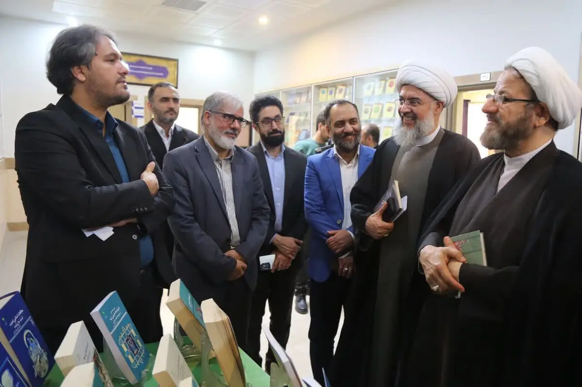 افتتاح نمایشگاه دستاوردهای پژوهشی و فناوری دفتر تبلیغات اسلامی