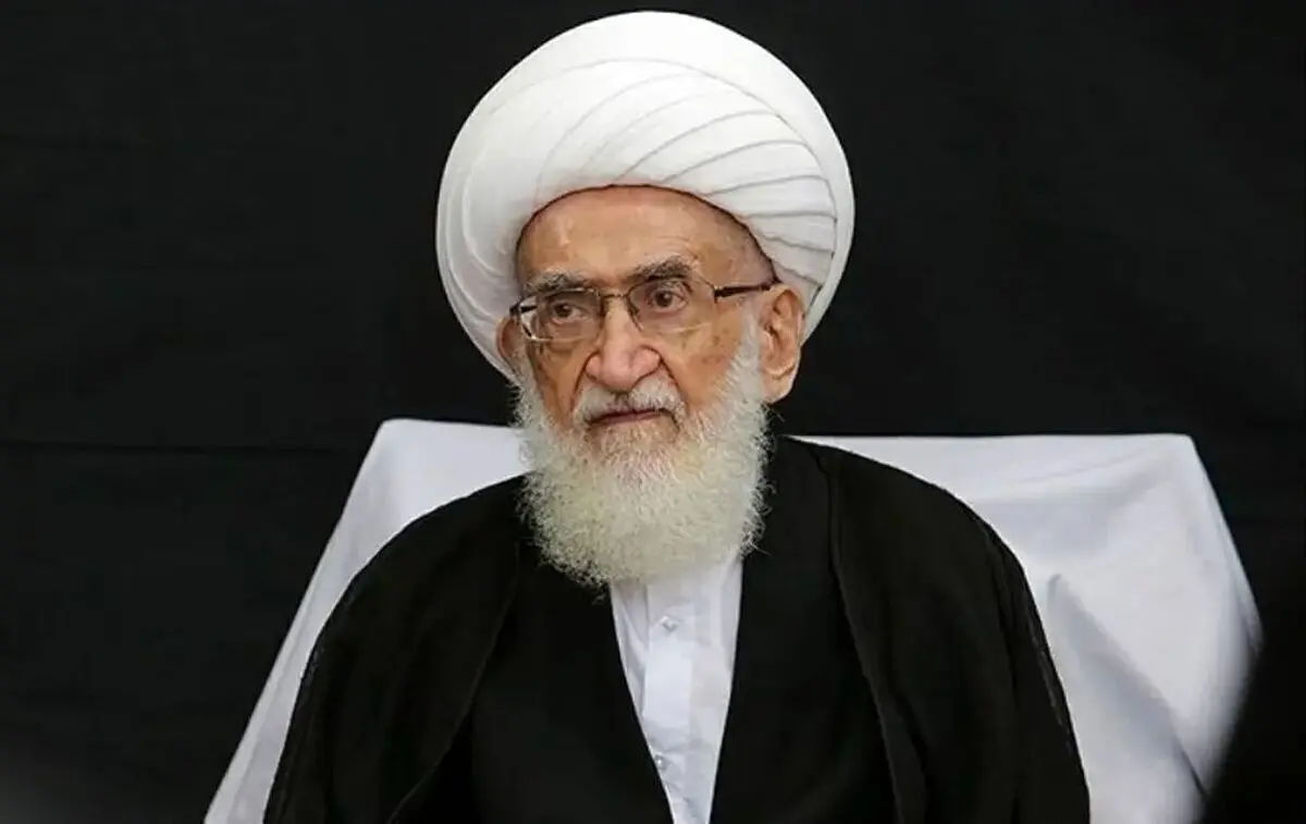 آیت‌الله نوری همدانی: موتورسواری زنان حرام نیست