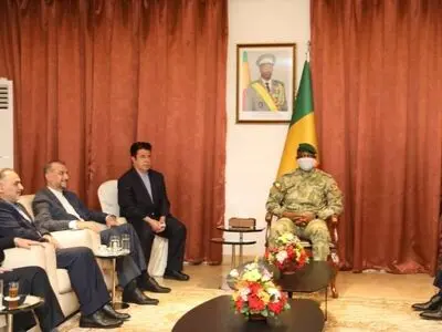 دیدار وزیر امور خارجه با رییس دولت انتقالی مالی