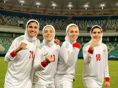 عشق به همسر ستاره ملی پوش را پرسپولیسی می کند؟