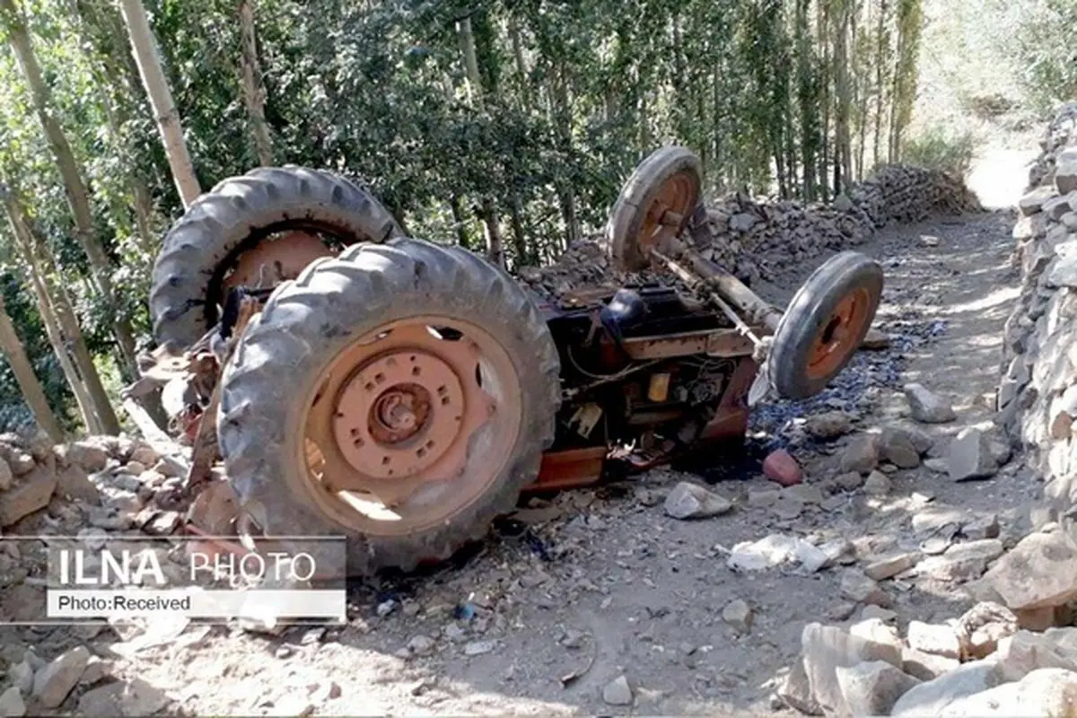 کشته شدن راننده تراکتور بر اثر واژگونی در بخش ریگ- ماهان کرمان