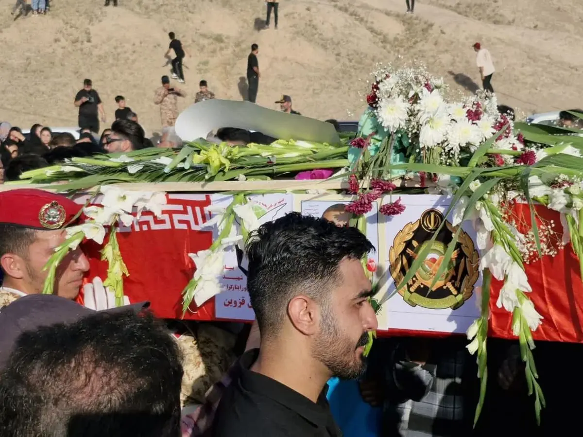 پیکر مطهر شهید امیرحسین قاسمی در زادگاهش تشییع شد
