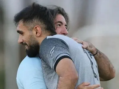 بمب نقل و انتقالات استقلال در آستانه جدایی