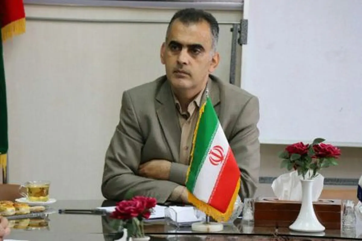 با کمک، همدلی و یاری همکاران جهت رشد و تعالی شهرداری تلاش می کنیم