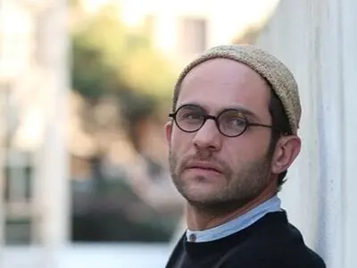 علت عجیب رانندگی نکردن بابک حمیدیان!