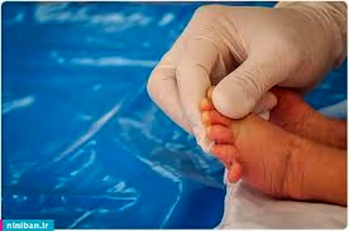 وایرال شدن کلیپ نوزاد ۶ انگشتی در فضای مجازی + فیلم